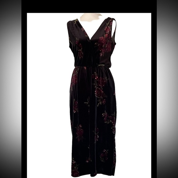 Double V Velour Jumpsuit By Love On A Hanger Cropped Size XS - Picture 1 of 4